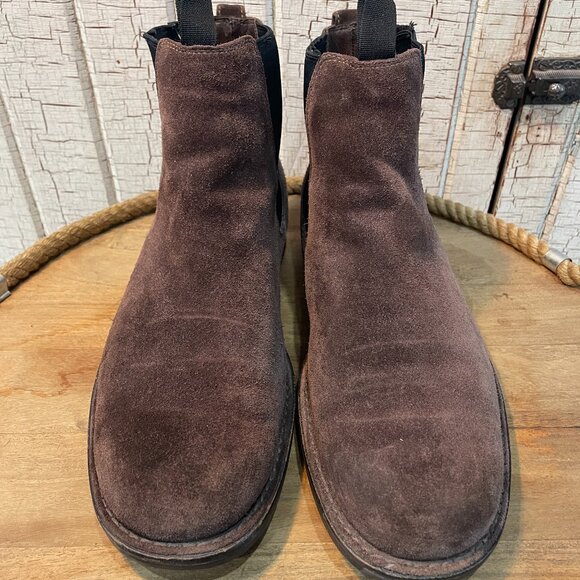 TIMBERLAND suede waterproof Chelsea brown ankle boots 86566 Mens 12 - Picture 1 of 5